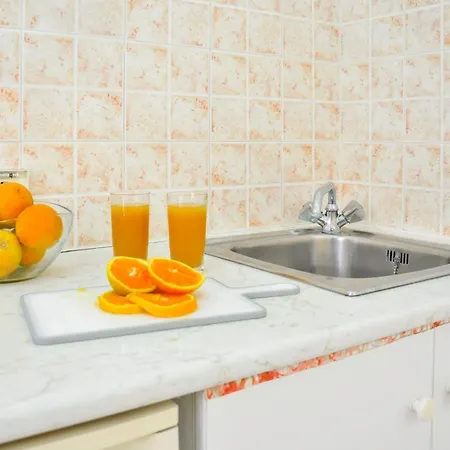 Loula Apartment *